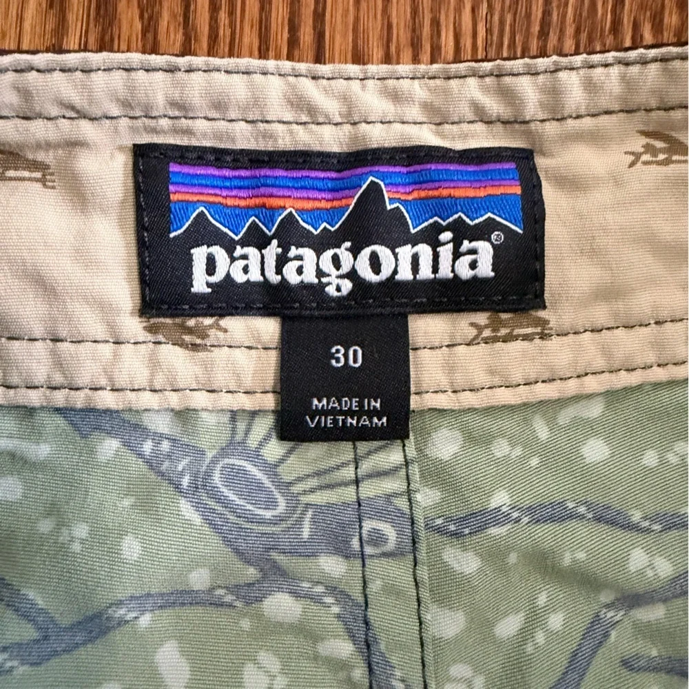 Patagonia Board Shorts Green Navy Size 30